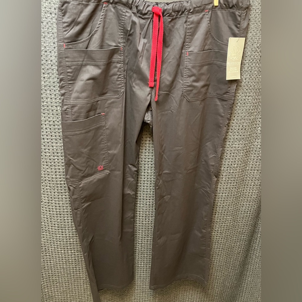 Maevn Gray Scrub Pants- Women's XL
